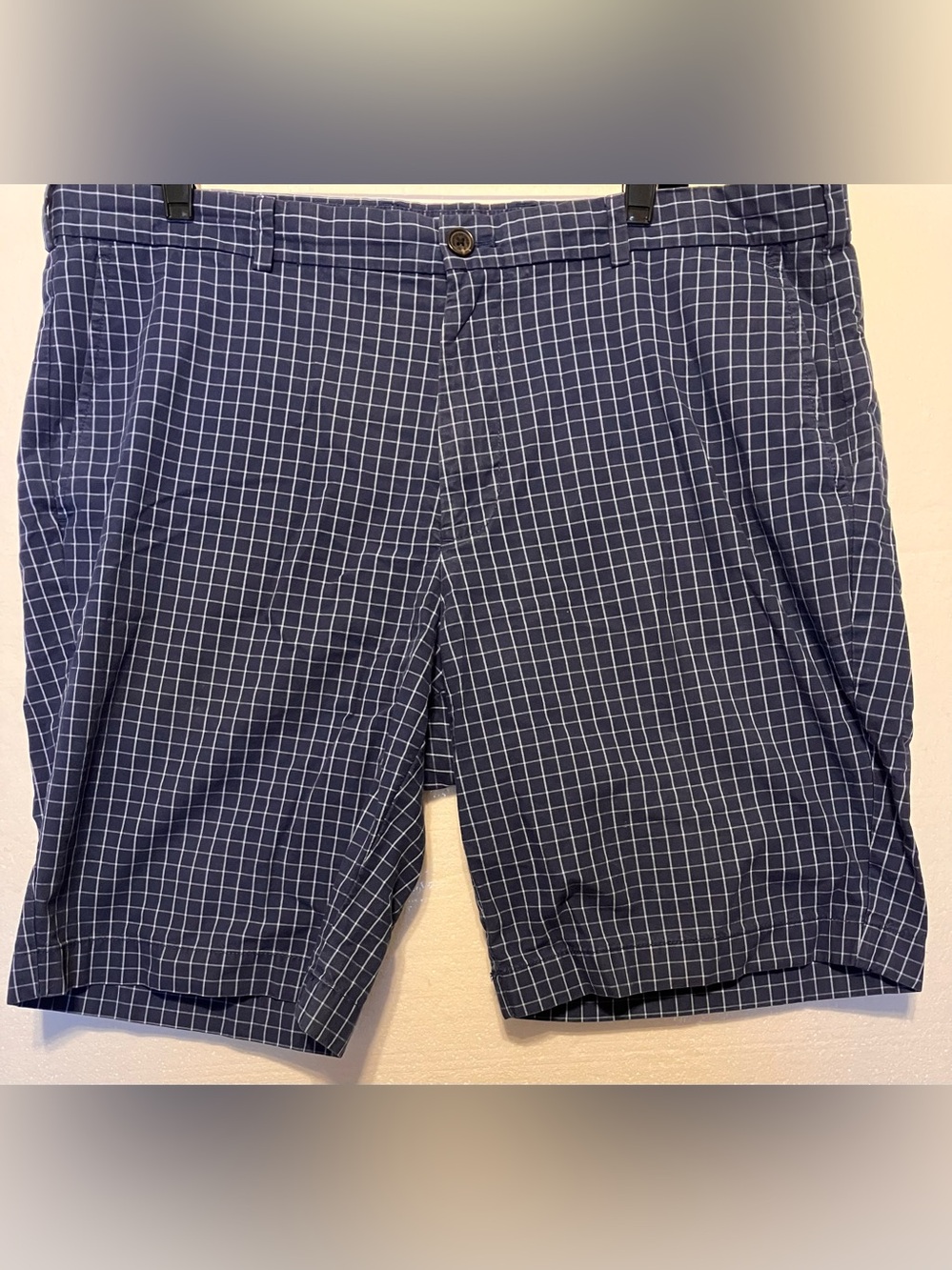 Brooks Brothers Size 40 Navy Windowpane Flat-Front Shorts